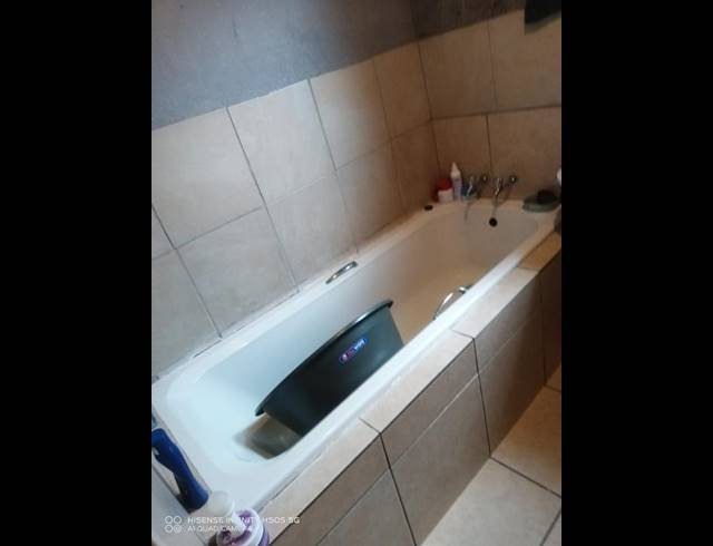 2 BEDROOM HOUSE FOR SALE IN WINDMILL PARK